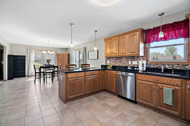 1768 Samantha Lane, Bourbonnais, IL 60914