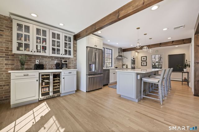 97 Davenport Ridge Lane, Stamford, CT 06903