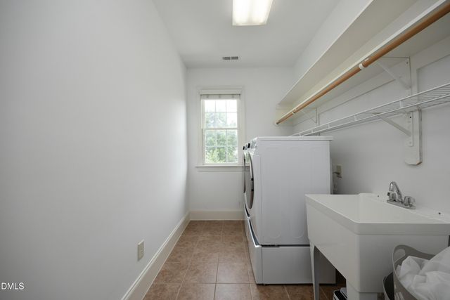605 Stafford Brook Lane, Cary, NC 27519