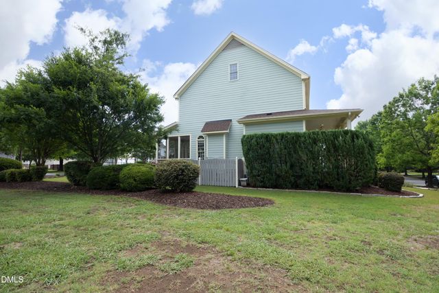 605 Stafford Brook Lane, Cary, NC 27519