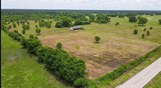 5865 Fm 524 Road, Sweeny, TX 77480