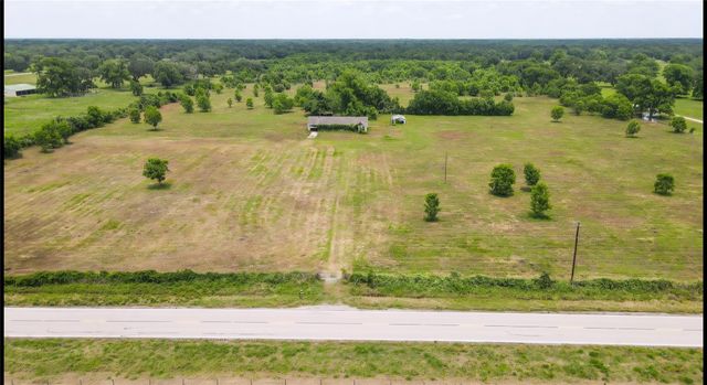 5865 Fm 524 Road, Sweeny, TX 77480