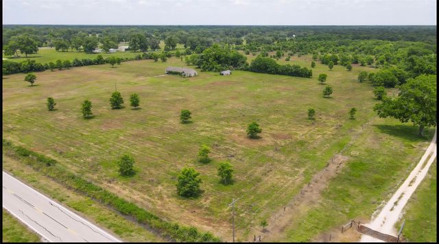 5865 Fm 524 Road, Sweeny, TX 77480