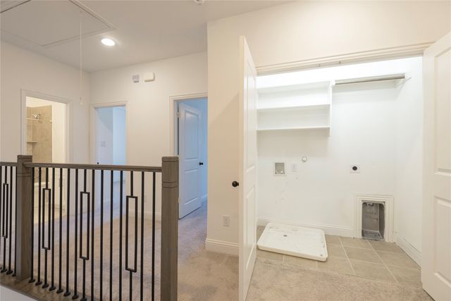 107 Harwood Drive C13, Lewisville, TX 75067