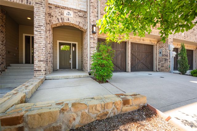 107 Harwood Drive C13, Lewisville, TX 75067