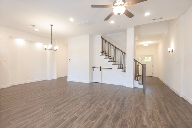 107 Harwood Drive C13, Lewisville, TX 75067