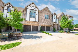 107 Harwood Drive C13, Lewisville, TX 75067
