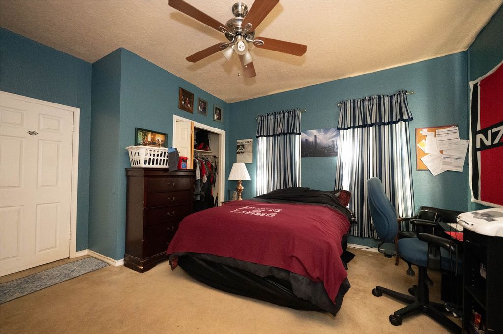 property-img