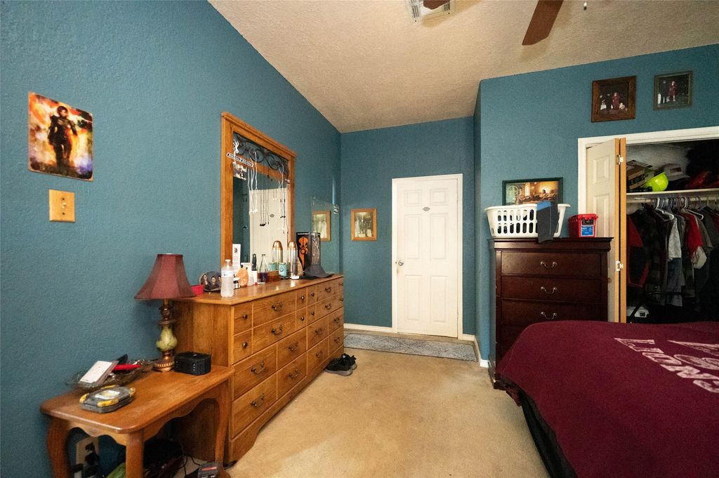 property-img