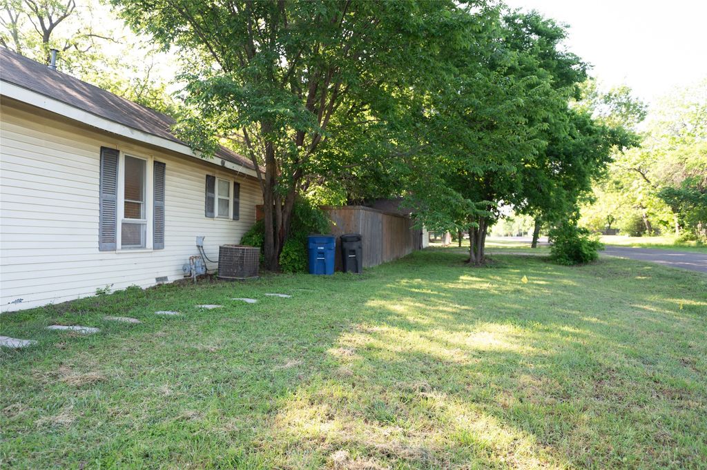 property-img