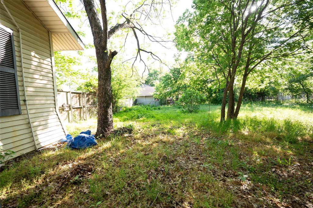 property-img