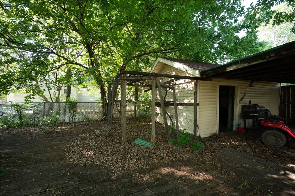 property-img