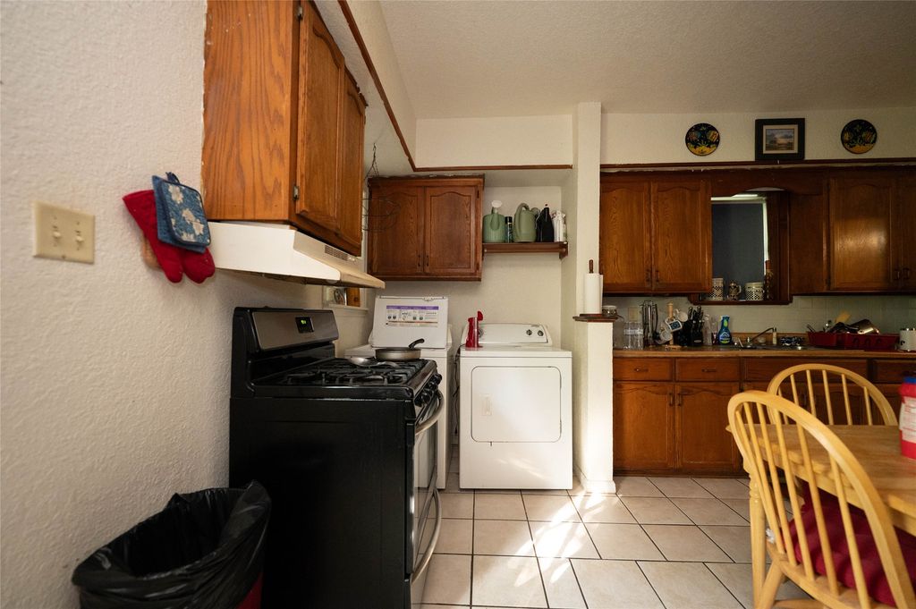 property-img