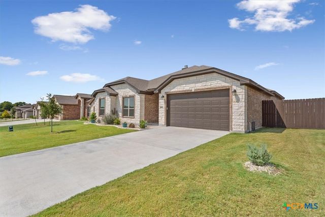 600 Juniper Drive, Troy, TX 76579