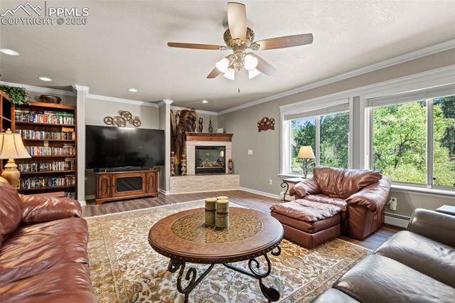 7524 Engineers Court, Larkspur, CO 80118