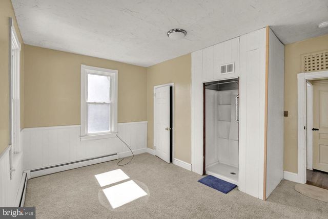17 OAK ST S, Ephrata, PA 17522