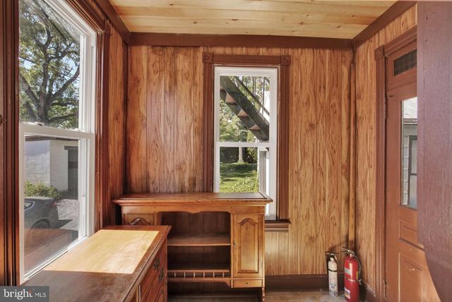 17 OAK ST S, Ephrata, PA 17522