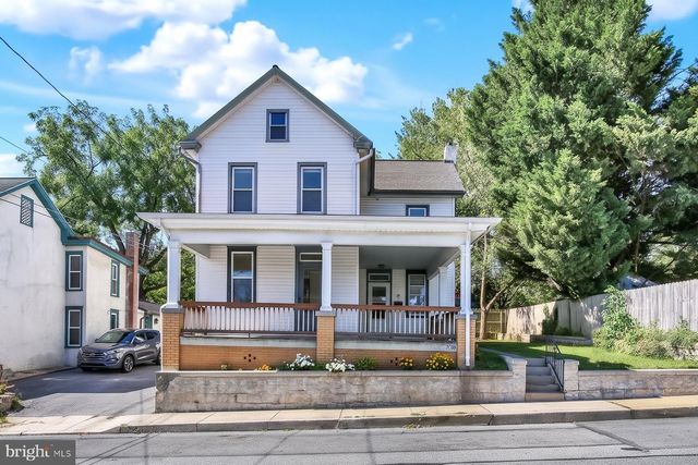 17 OAK ST S, Ephrata, PA 17522