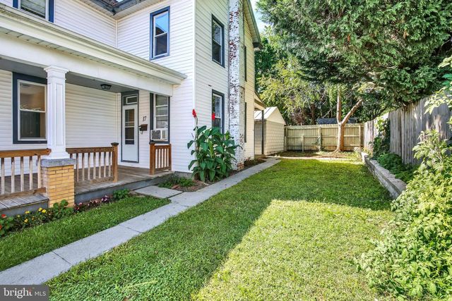 17 OAK ST S, Ephrata, PA 17522