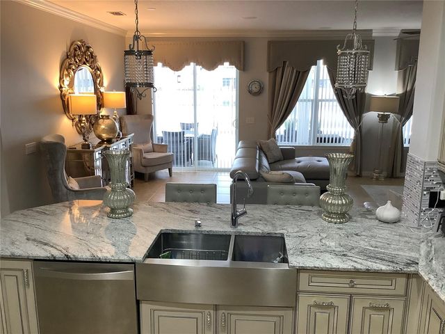 1525 LEXINGTON AVENUE, Davenport, FL 33837