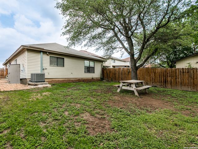 13658 ESCORT DR, San Antonio, TX 78233
