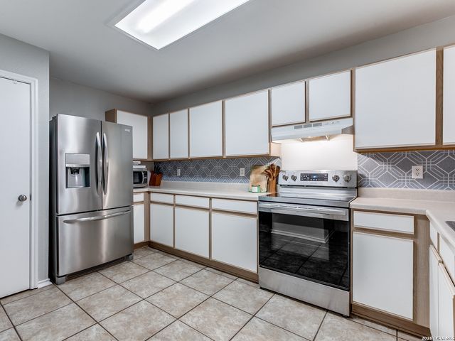13658 ESCORT DR, San Antonio, TX 78233