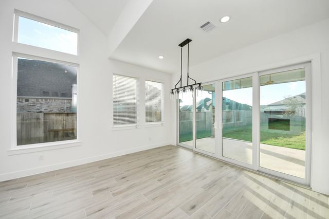 9519 Chateau Hill, Manvel, TX 77578