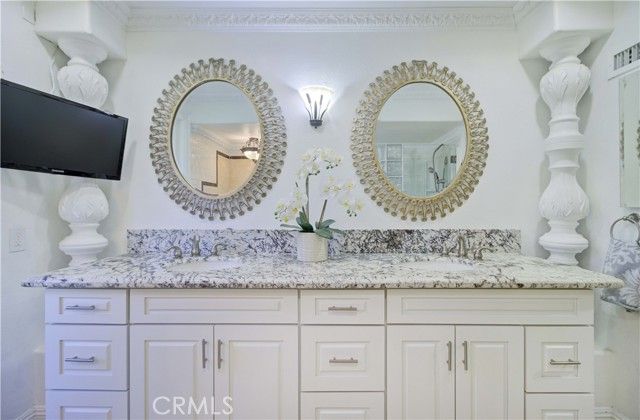 5254 Duenas, Laguna Woods, CA 92637