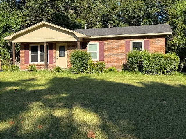 1725 Harbor Drive E, Mobile, AL 36605