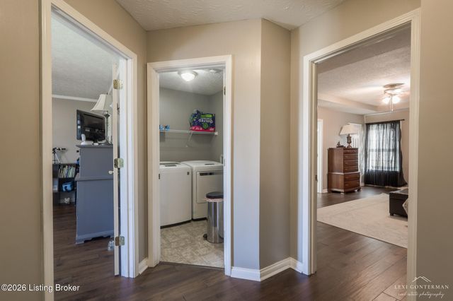 124 Scenic View Dr, Mt Washington, KY 40047