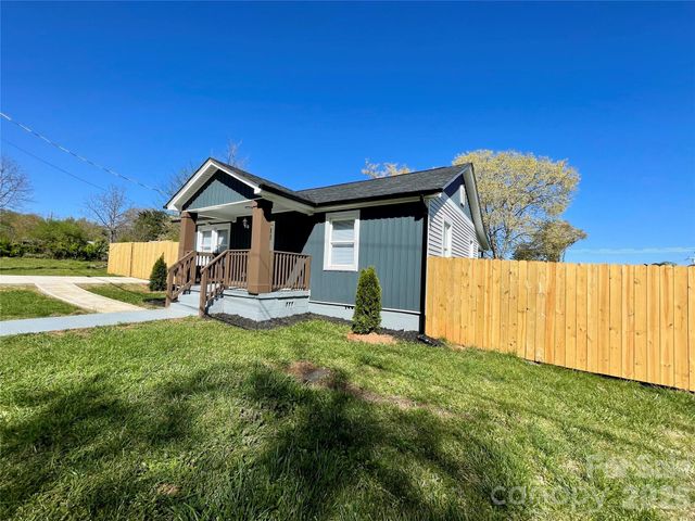 309 River Street, High Shoals, NC 28077
