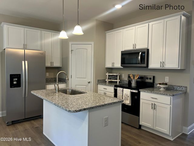 207 Holly Sands Loop, Holly Ridge, NC 28445