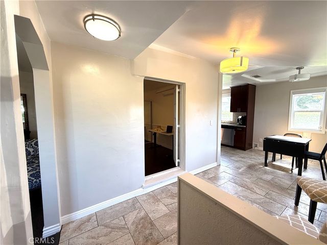 1978 S Holt Avenue, Los Angeles, CA 90034