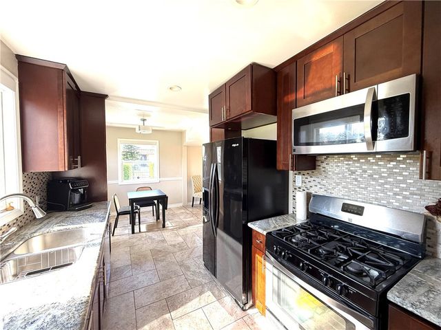 1978 S Holt Avenue, Los Angeles, CA 90034