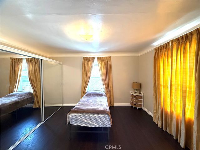 1978 S Holt Avenue, Los Angeles, CA 90034