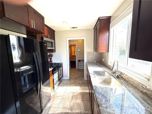 1978 S Holt Avenue, Los Angeles, CA 90034