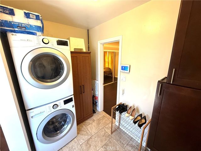 1978 S Holt Avenue, Los Angeles, CA 90034