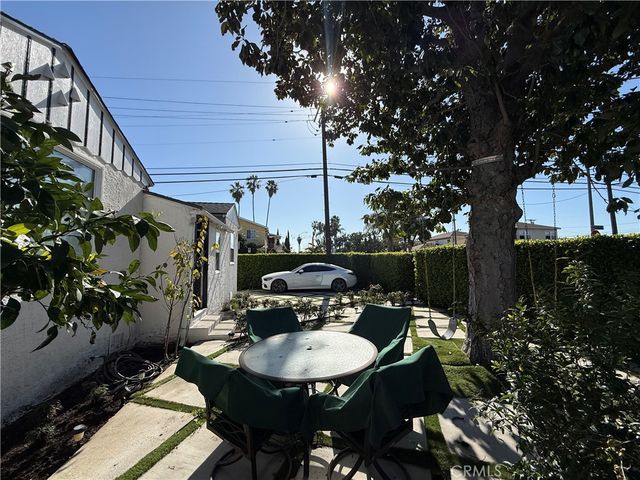 1978 S Holt Avenue, Los Angeles, CA 90034