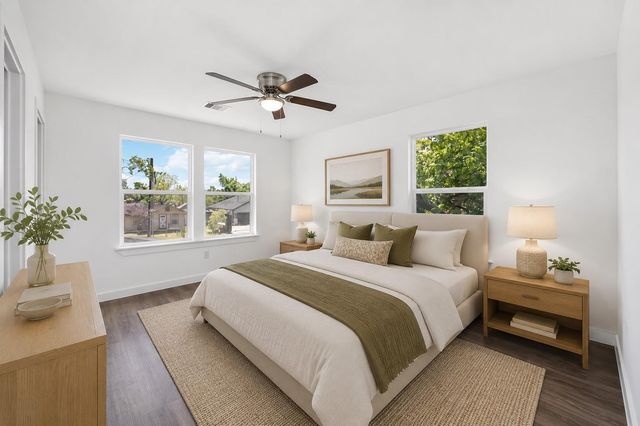 1056 North Lane A, Houston, TX 77088