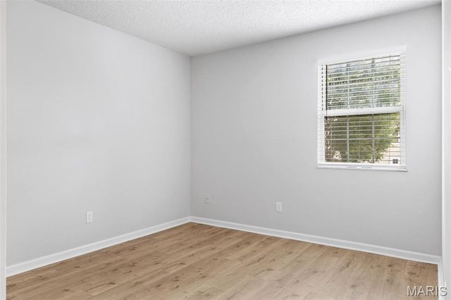 8929 Cardinal Terrace, St Louis, MO 63144