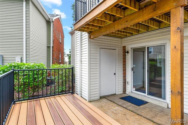 8929 Cardinal Terrace, St Louis, MO 63144