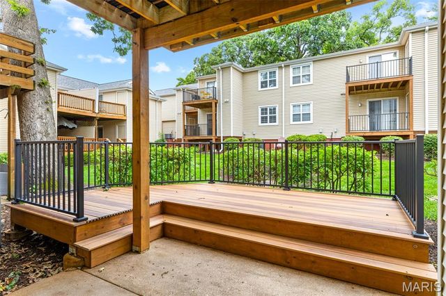 8929 Cardinal Terrace, St Louis, MO 63144