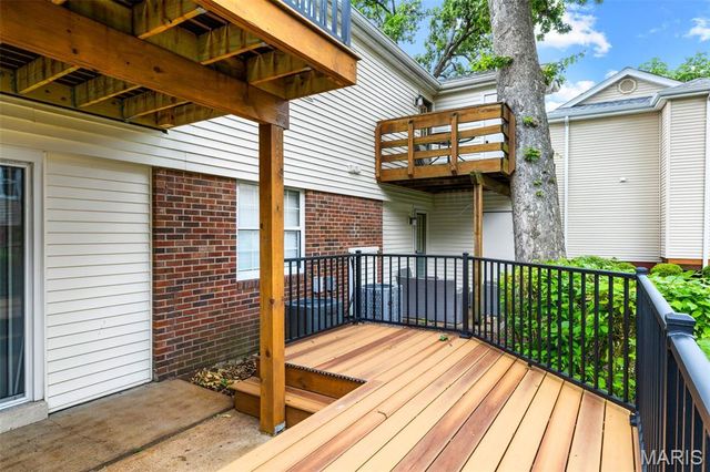 8929 Cardinal Terrace, St Louis, MO 63144