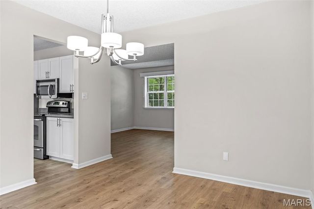 8929 Cardinal Terrace, St Louis, MO 63144