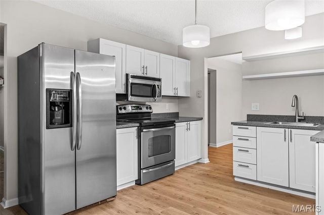 8929 Cardinal Terrace, St Louis, MO 63144
