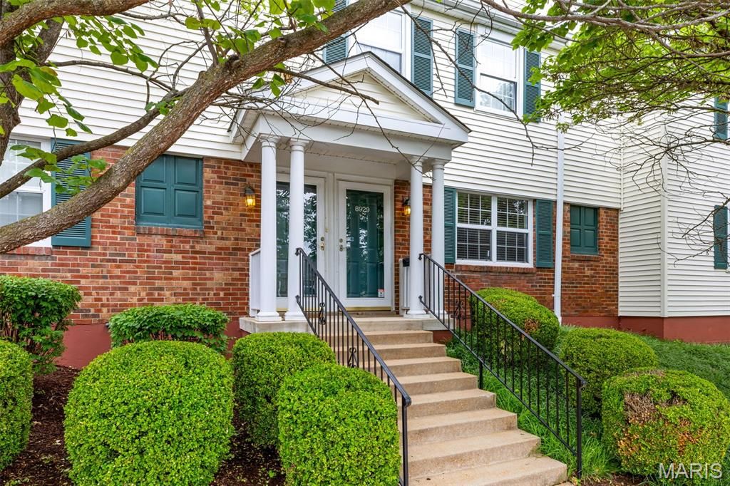 8929 Cardinal Terrace, St Louis, MO 63144