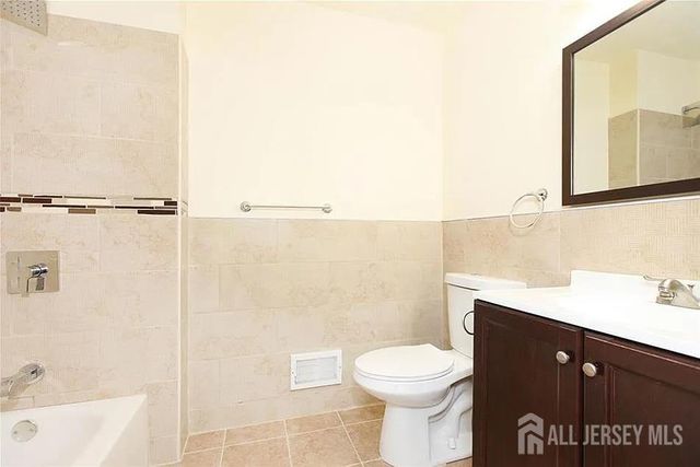 155 DARWIN Lane, North Brunswick, NJ 08902
