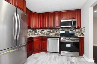 155 DARWIN Lane, North Brunswick, NJ 08902