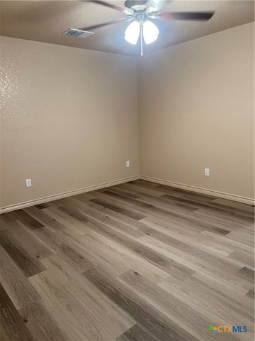 6203 Twistleaf Lane A & B, Killeen, TX 76543