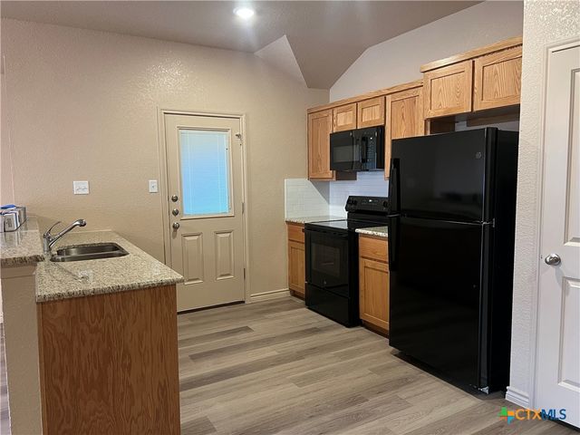 6203 Twistleaf Lane A & B, Killeen, TX 76543